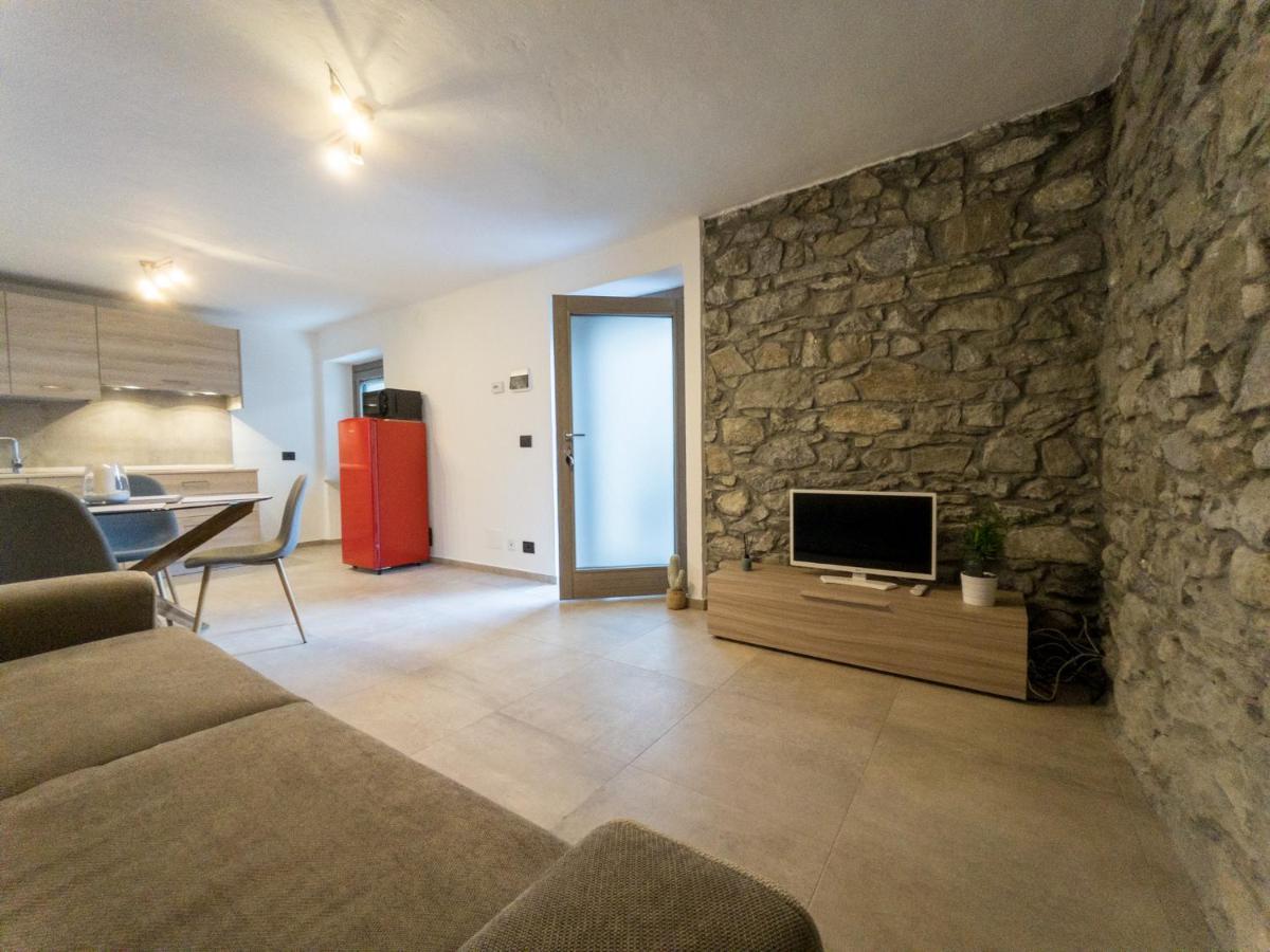 La Maison De Papagran Cir Charvensod-0007 Aosta Exterior foto